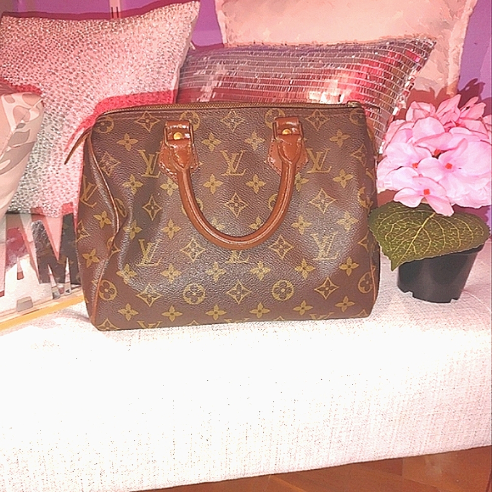 Louis Vuitton Speedy 25